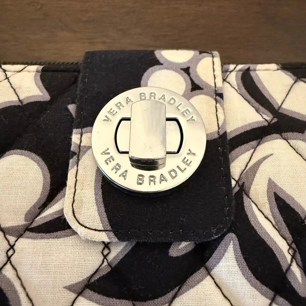 Vera Bradley Turn Lock Wallet Clutch "Night & Day" Retired Patterns - Picture 2 of 7